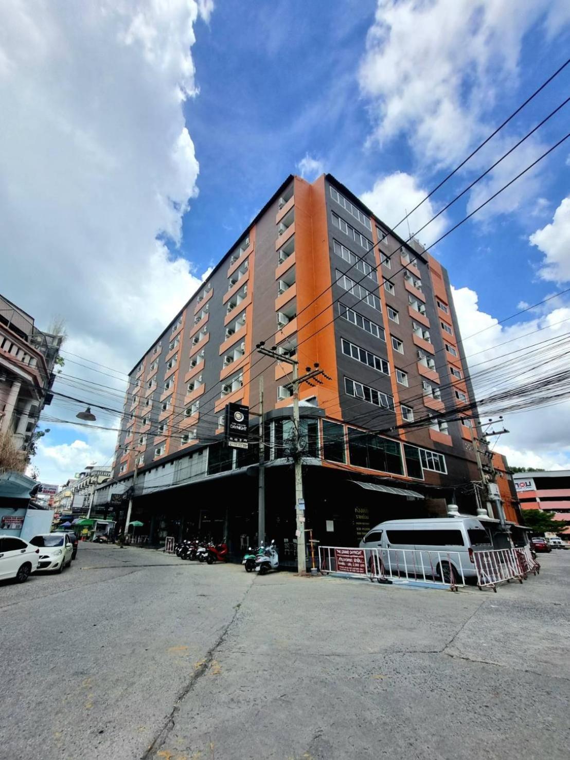 The Grand Day Night Hotell Pattaya Eksteriør bilde