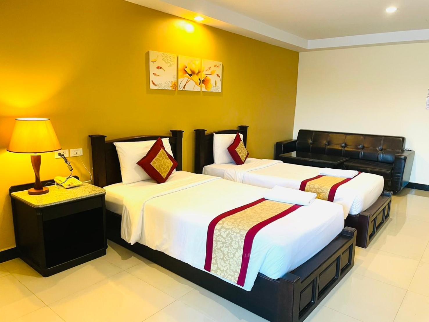 The Grand Day Night Hotell Pattaya Eksteriør bilde