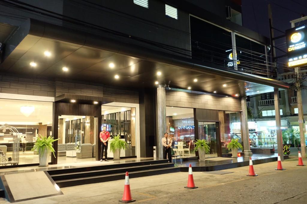 The Grand Day Night Hotell Pattaya Eksteriør bilde