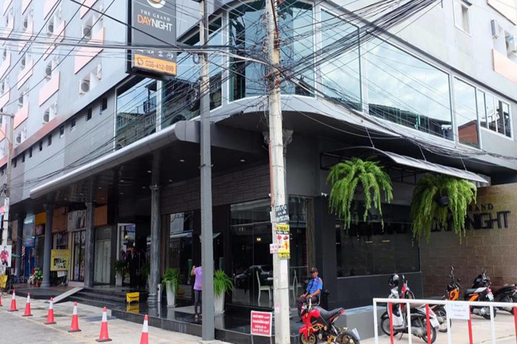 The Grand Day Night Hotell Pattaya Eksteriør bilde